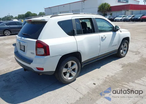 2017 Jeep Compass Latitude 4X4 из США, поврежденный, VIN 1C4NJDEB6HD191125